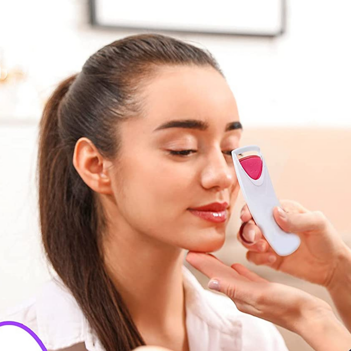 Heated Eyelash Curler - Effortless Lift for Beautifully Curled Lashes